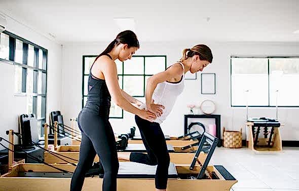 HAMİLE REFORMER PİLATESİ